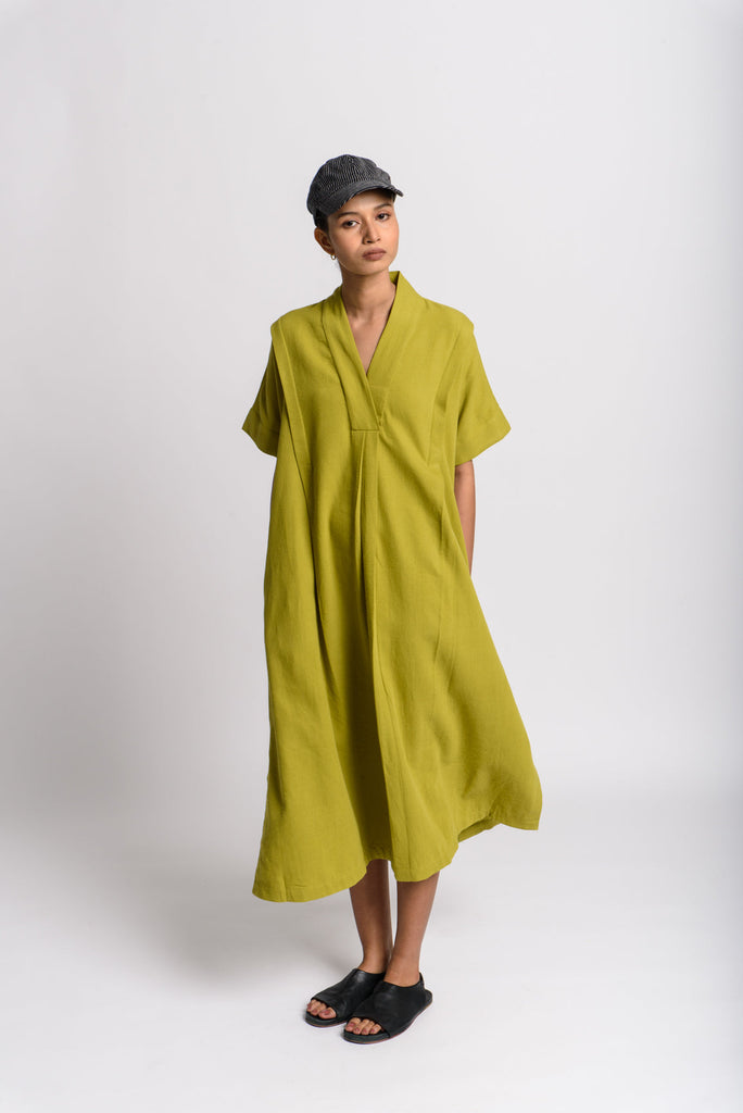 Lime green structured tunic, sustainable ethical fashion brands, sustainable fashion brands, 100 percent cotton women's clothing, organic cotton clothes online shop, cotton on clothing for women, cotton on women's, organic women's shirts,100 organic cotton, minimalist style women, minimalist wardrobe black