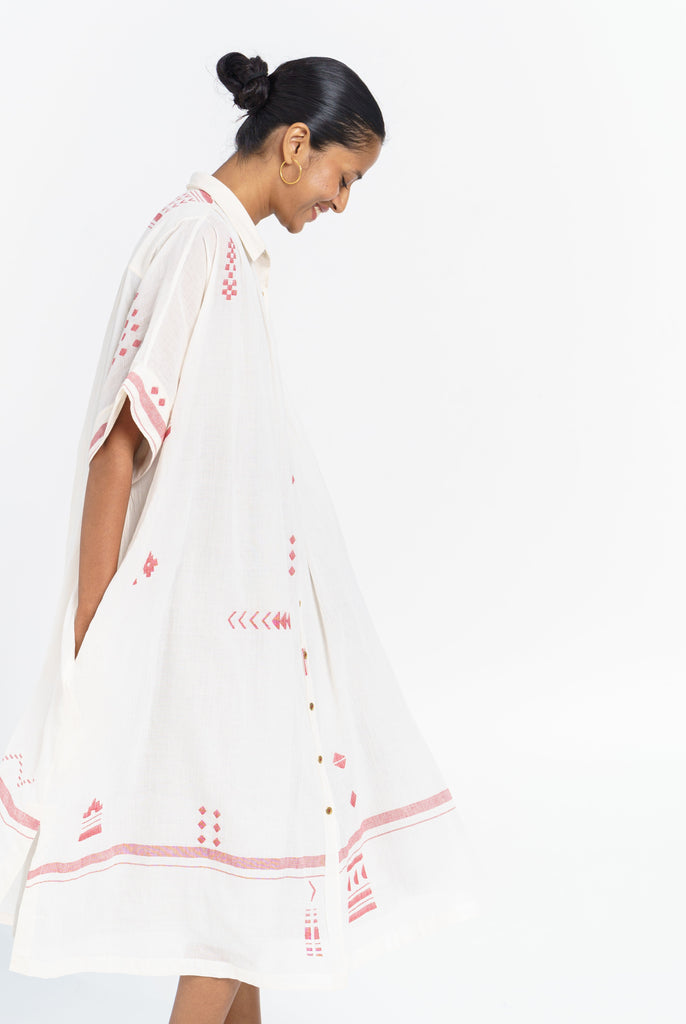 Oversized long shirt dress, small sustainable clothing brands, sustainable clothing brands, pure organic cotton clothing, where to buy organic cotton clothes, ladies cotton clothing, shop cotton clothing, 100 organic cotton women's clothing, 100 percent cotton women's clothing, minimal clothing brands, minimalist clothing shop